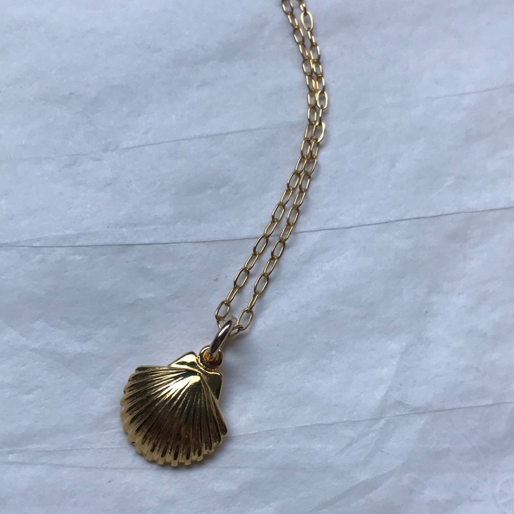 M Lee Gold Seashell necklace